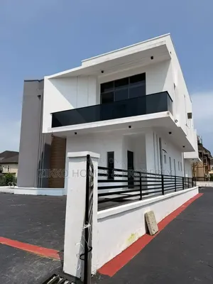 4bdrm Duplex in Monastery Road, Sangotedo for sale