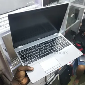Laptop Dell Latitude 5511 16GB Intel Core i7 SSD 256GB