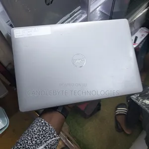 Laptop Dell Latitude 5511 16GB Intel Core i7 SSD 256GB