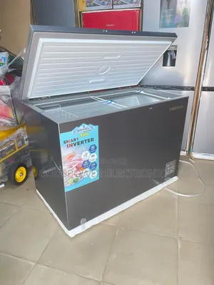 Firman 300L Inverter Solar Chest Freezer