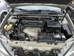 Toyota Camry LE 4dr Sedan (2.4L 4cyl 5A) 2006 Gold