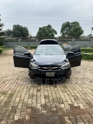 Toyota Camry SE 4dr Sedan (2.5L 4cyl 6A) 2016 Black