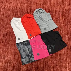 Nike Pro Hyperwarm Hood