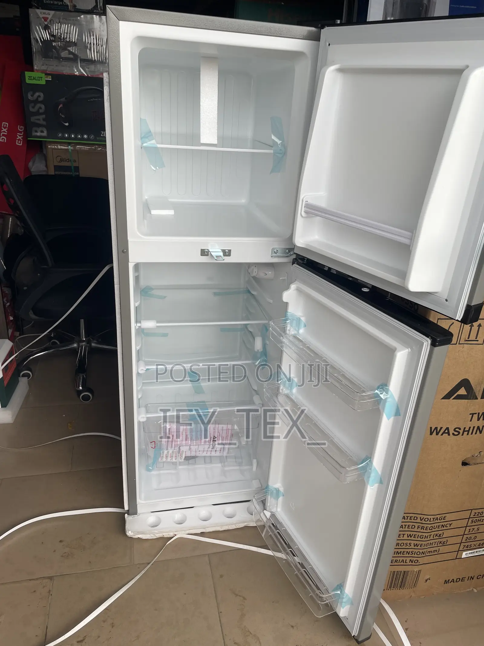 Aeon Refrigerator