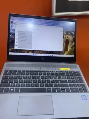 Laptop HP ZBook 15u G5 16GB Intel Core i7 SSD 512GB
