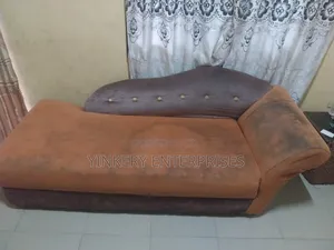 3 Sitter Chair