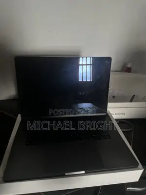 Laptop Apple MacBook Pro 2023 M3 Max 36GB Apple M3 Max SSD 1T