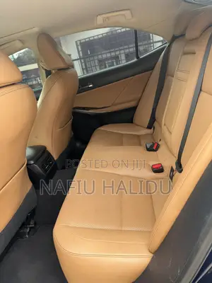 Lexus IS 2015 Blue