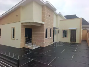 Furnished 3bdrm Bungalow in Behind Owu Crown for sale