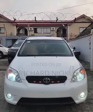 Toyota Matrix 2007 White