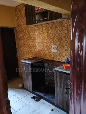 2bdrm Block of Flats in Bodija for rent