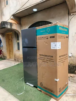 Hisense 360L Refrigerator With Vegetable Crisper