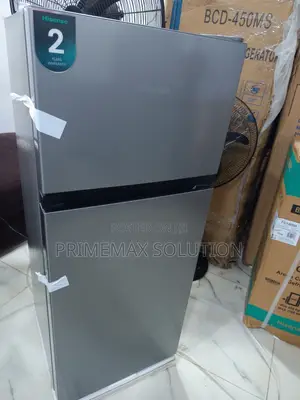 Perfect for Apartments: Hisense 172DR 124L Top Freezer Refrigerator
