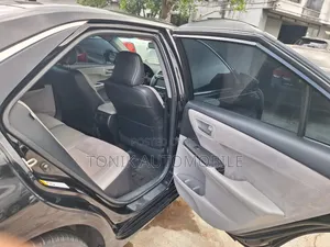 Toyota Camry 2017 Blue