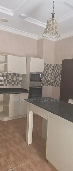 3bdrm Duplex in Ikota Lekki for rent