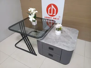 Stylish Mabel Table