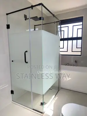 Corner Shower Cubicle