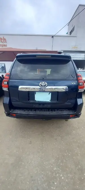 Toyota Land Cruiser Prado 2020 Blue