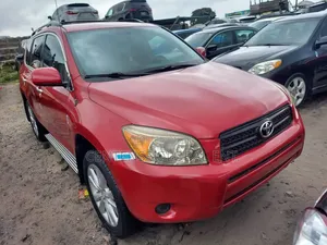 Toyota RAV4 2010 Red