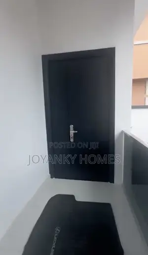 4bdrm Duplex in Greenfield Estate, Ago Palace for sale