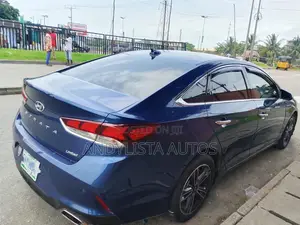 Hyundai Sonata Limited 2018 Blue