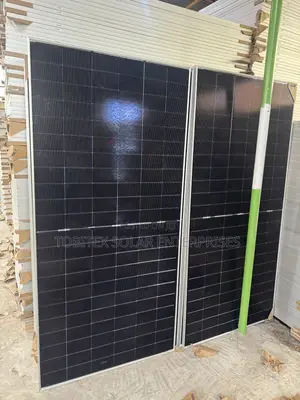 650watts Jinko Solar Panel 132cells