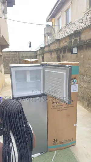 Hisense 306L Refrigerator – Stylish Double Door Refrigerator