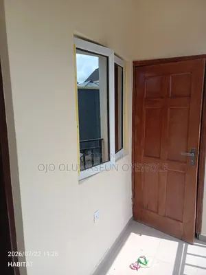 2bdrm Apartment in Oluyole for rent