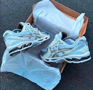 High Quality Sneakers 