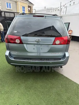Toyota Sienna XLE Limited 2005 Blue