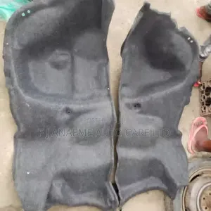 Side Boot Rug Mat for Toyota Corolla