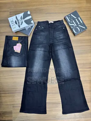 Black Wash Baggy Jeans