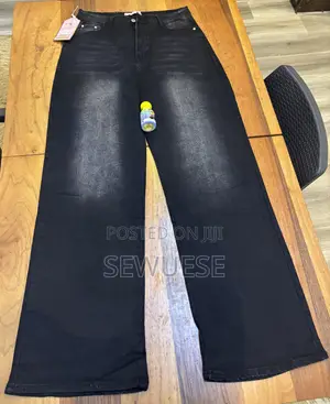Black Wash Baggy Jeans