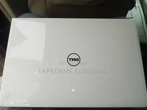 Laptop Dell Inspiron 17 5755 8GB AMD A8 HDD 500GB