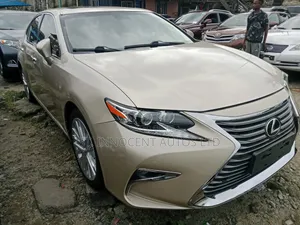 Lexus ES 2016 Gold