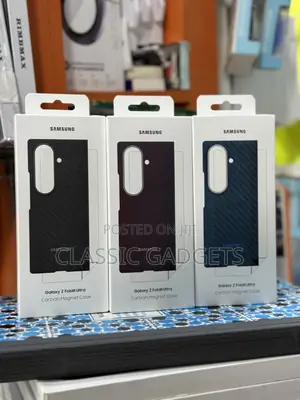 Official Carbon Magnetic Back Case for Samsung Galaxy Z Fold 8 Ultra