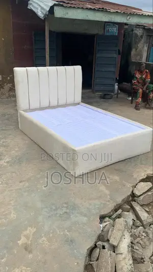 New 4.5/6 Bedframe
