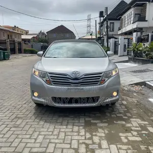 Toyota Venza Limited 2011 Silver