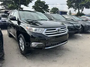 Toyota Highlander 2013 Black