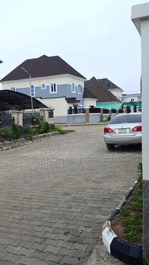 4bdrm Penthouse in Macsion, Sabon Lugbe for rent