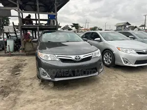Toyota Camry 2014 Gray