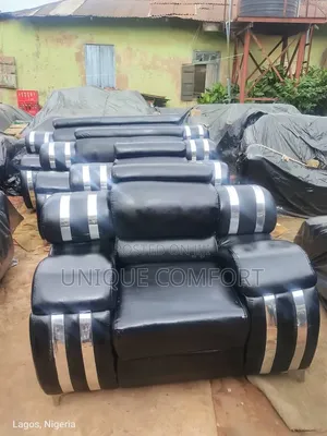 Top Quality 7 Seaters Sturdy Full Padded Leather Sofa Set (3,2,1,1)