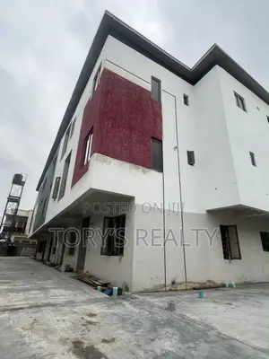4bdrm Duplex in Lekki Expressway for rent