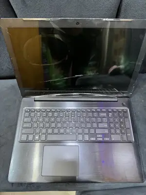 Laptop Dell Inspiron 5565 8GB Intel Core i5 SSD 256GB