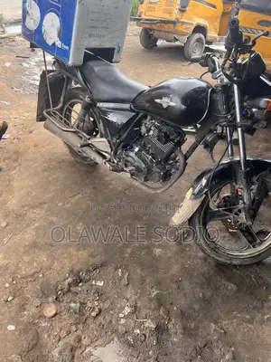 Kymstone Husky 2024 Black