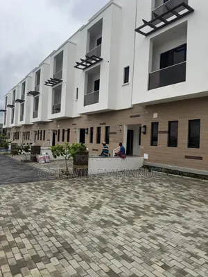 4bdrm Duplex in Gilmore, Jahi for rent