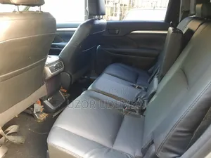 Toyota Highlander 2014 Silver