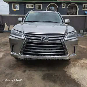 Lexus LX 570 AWD 2016 Gray