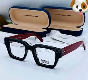 Tommy Hilfiger Luxury Designer Glasses – Stylish Premium Quality