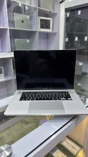 Laptop Apple MacBook Pro 2019 16GB Intel Core i9 SSD 512GB